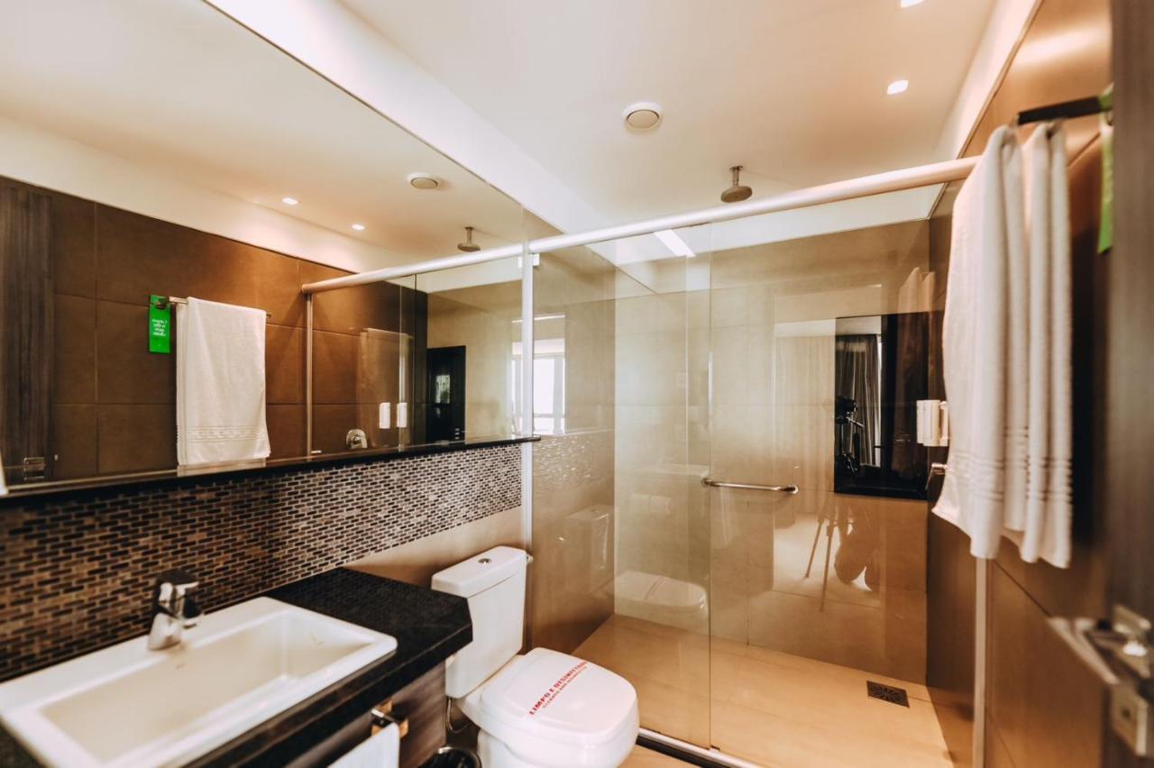 Golden Tulip Ponta Negra Hotel 4*